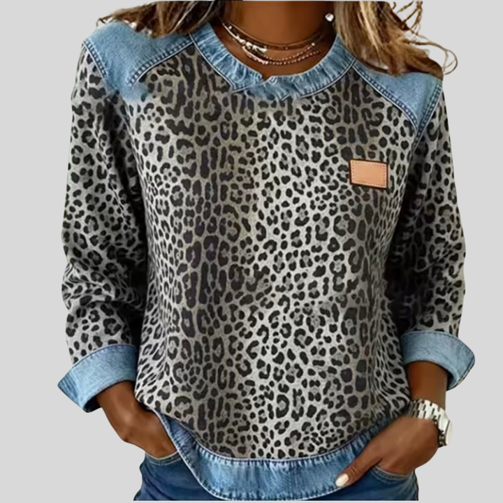 Hollyn | Sweter w panterkę z jeansowym kołnierzem