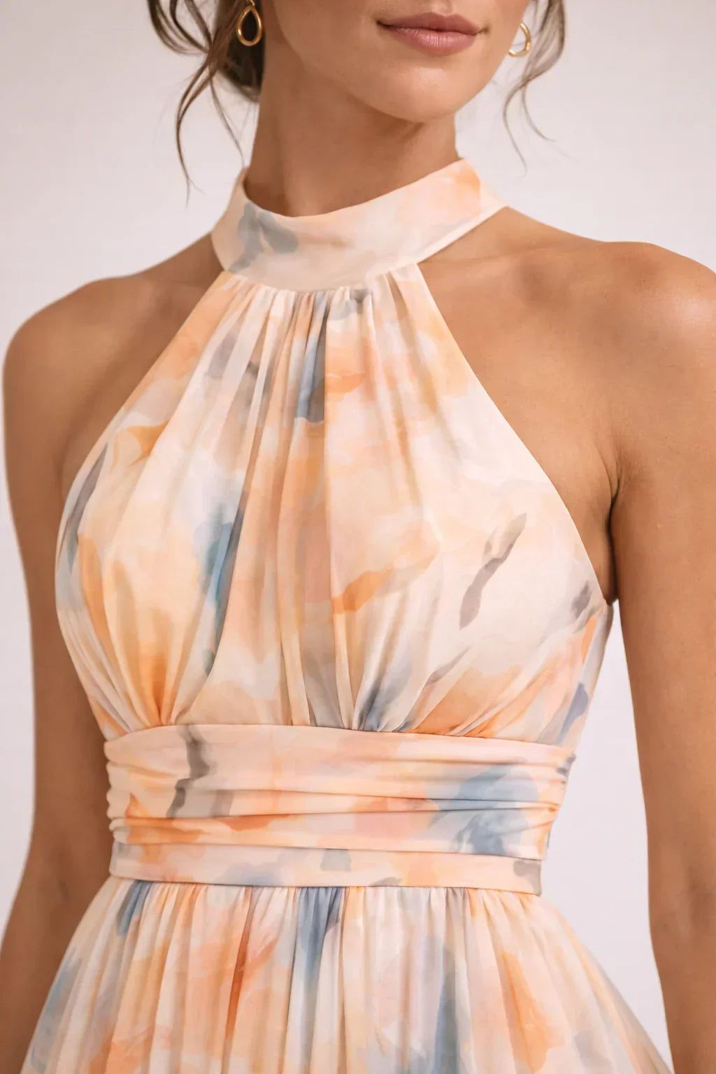 Selina™ | Elegancka sukienka z dekoltem halter