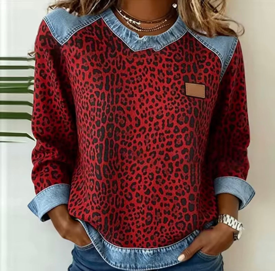 Hollyn | Sweter w panterkę z jeansowym kołnierzem