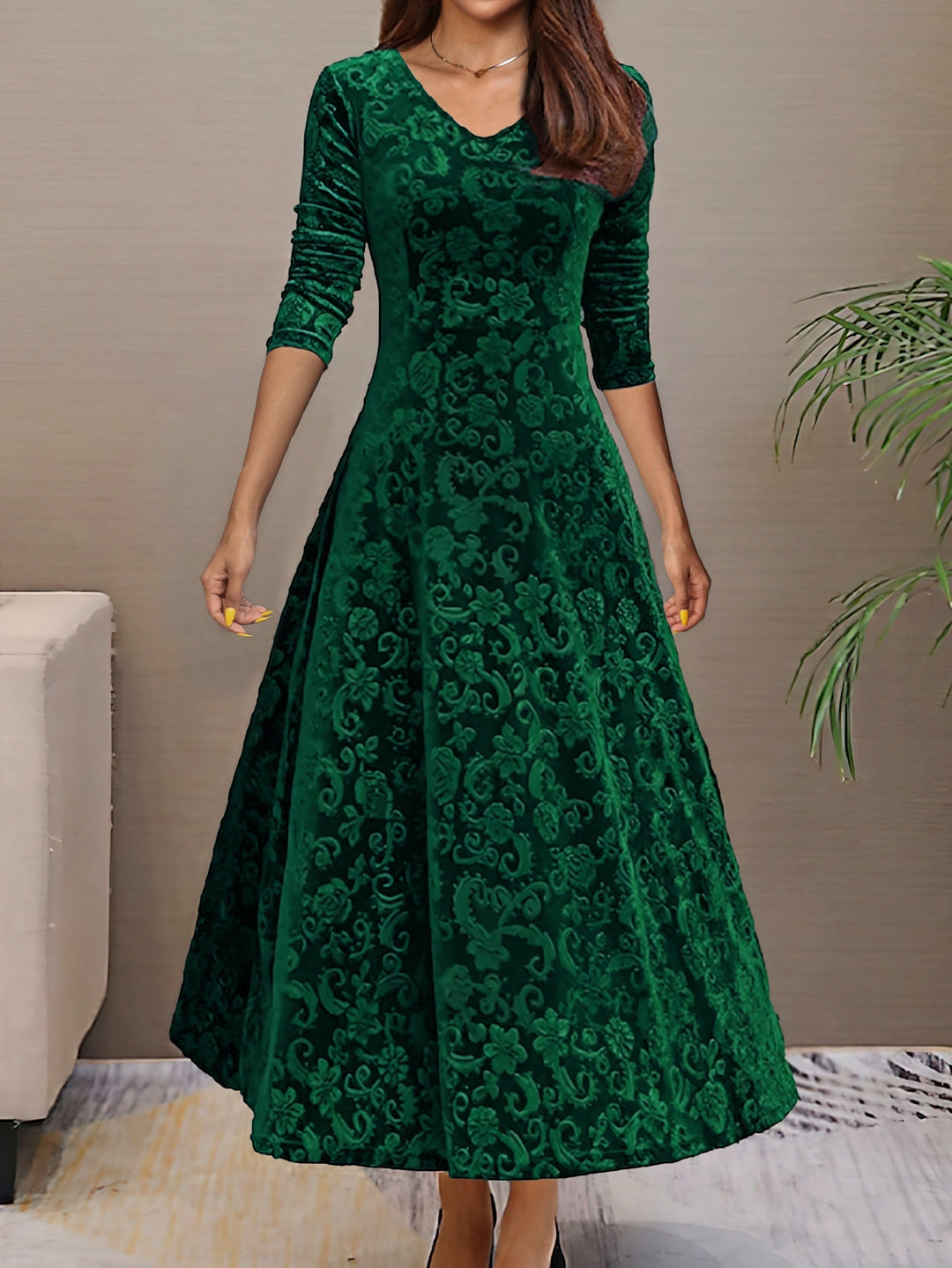 Aneta | Sukienka Elegancji Aksamitnej na Wakacje